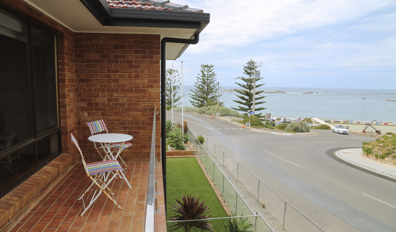 Accommodation Image for Breakwater Apartment 3