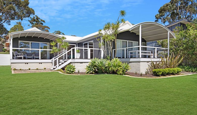 Accommodation Image for Akarana Beach House