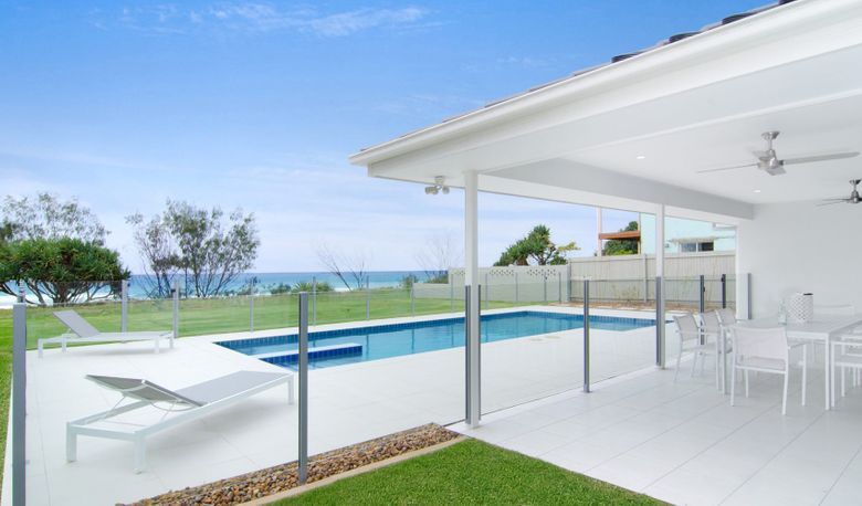 Accommodation Image for Sentosa on Tugun 5 Bedroom