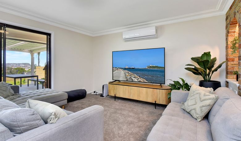 Accommodation Image for Merewether Summer Beach