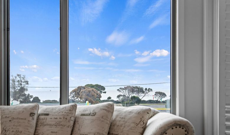 Accommodation Image for Bliss on the Bay - Upstairs