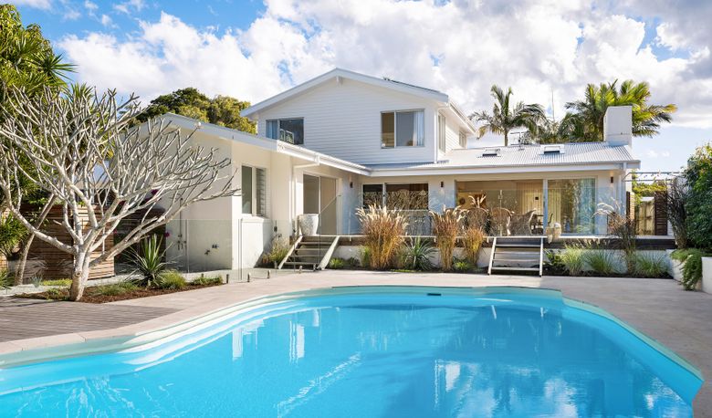 Accommodation Image for Kirra Beach House 