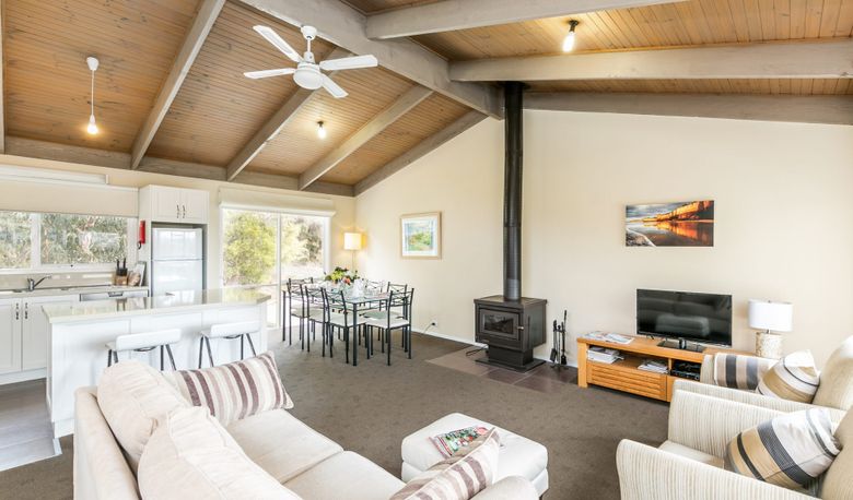 Accommodation Image for Anglesea Holiday Retreat