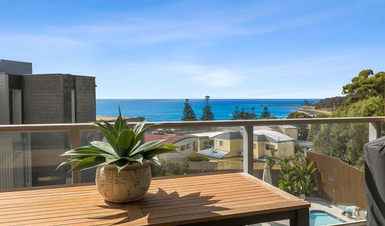 Accommodation Image for Lorne Chalet Apartment 33