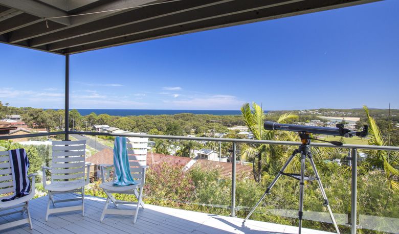 Accommodation Image for Elevated views over Burrill