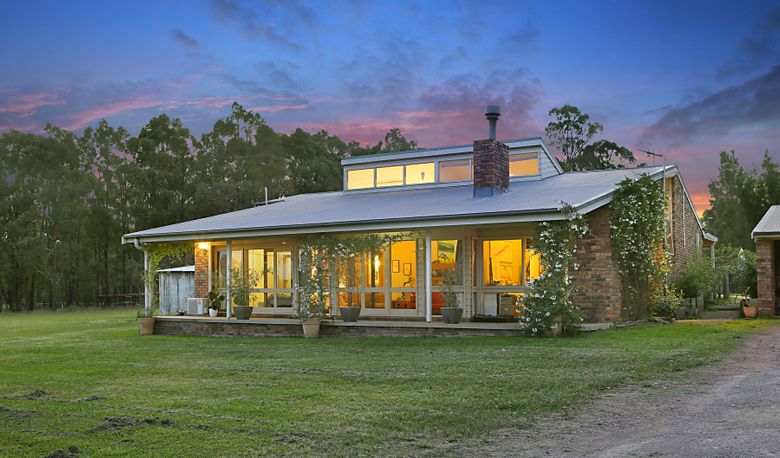 Accommodation Image for The Reserve Homestead walk