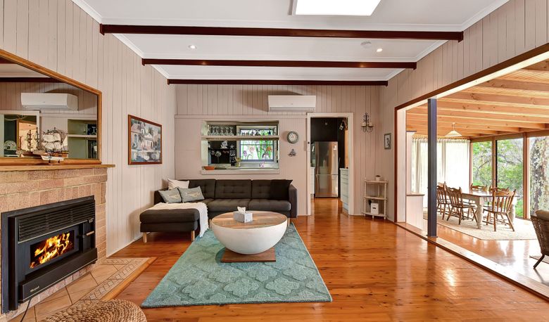 Accommodation Image for Wangi Waterfront Hideaway