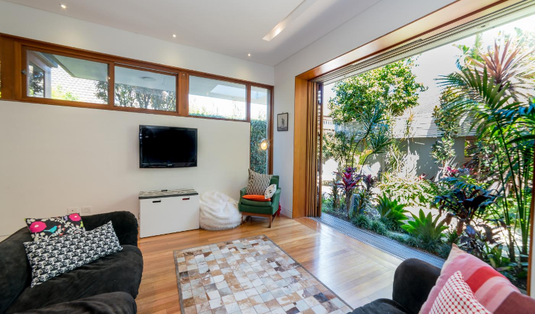 Accommodation Image for BRONTE DICKSON ST17(H)