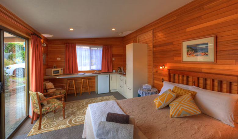 Accommodation Image for Claire Elise The Bungalow